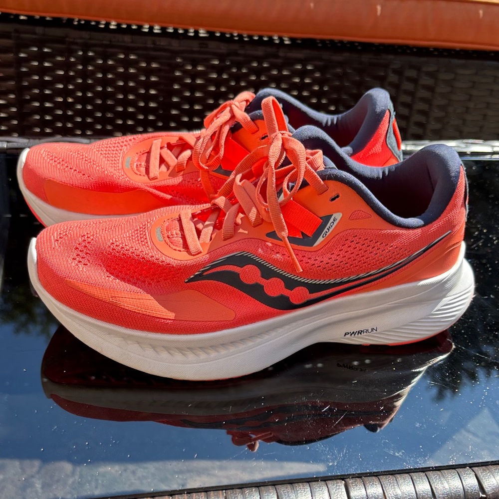 Saucony Guide 15 Women's Running Shoes size 7 Wide